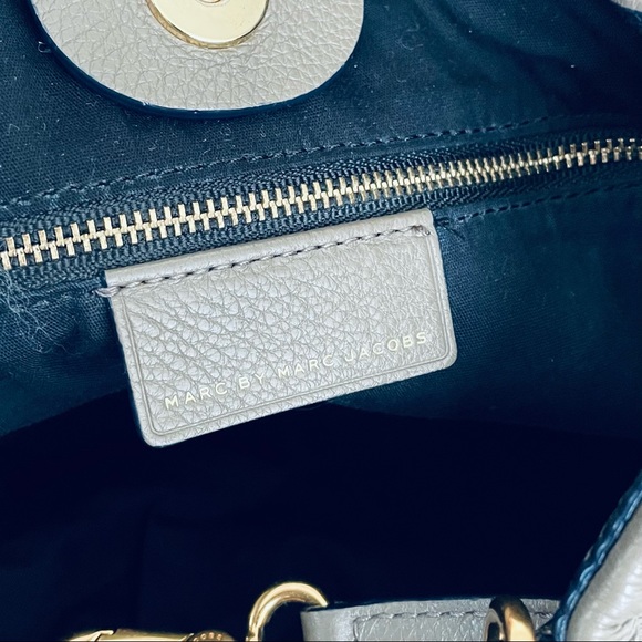 Marc by Marc Jacob Fran Grey Leather Shoulder/Tote Bag - Picture 12 of 13